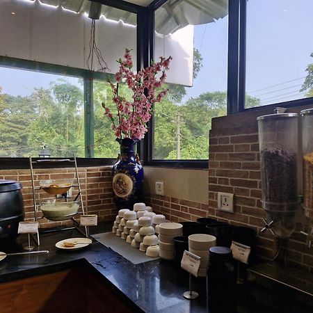 Golden Landmark Green Valley Beach Resort 도나폴라 외부 사진
