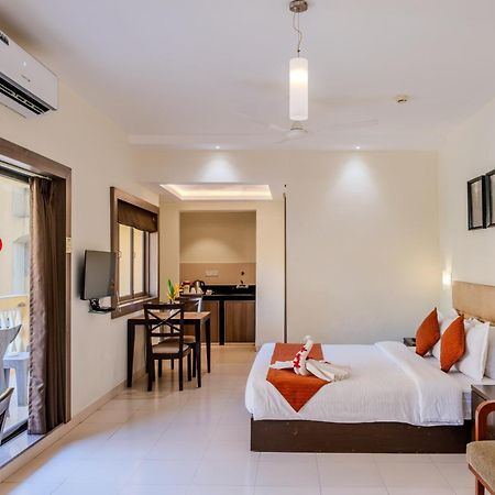 Golden Landmark Green Valley Beach Resort 도나폴라 외부 사진