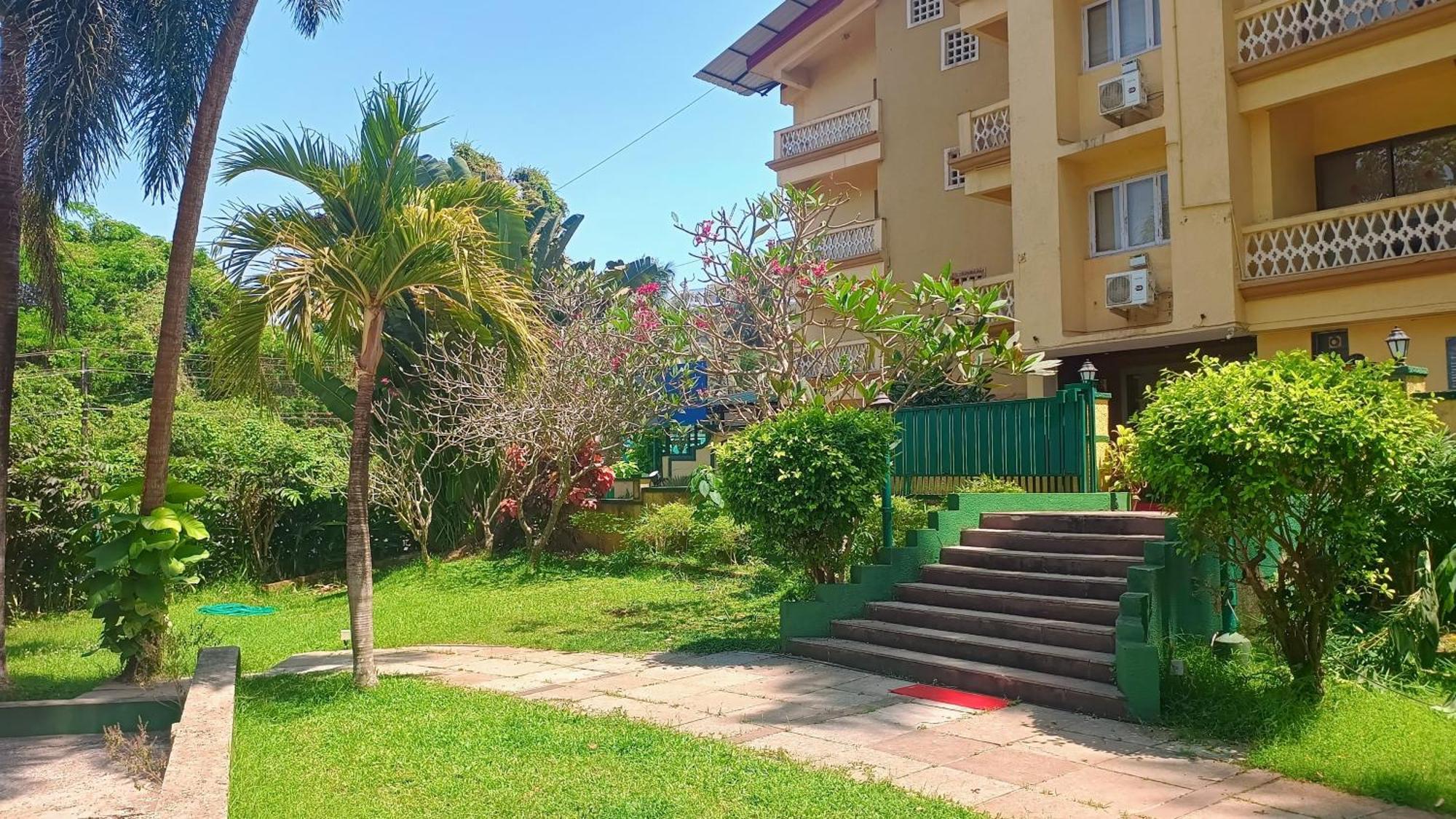 Golden Landmark Green Valley Beach Resort 도나폴라 외부 사진